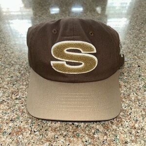 Stüssy Low Pro Chenille S Strapback Hat